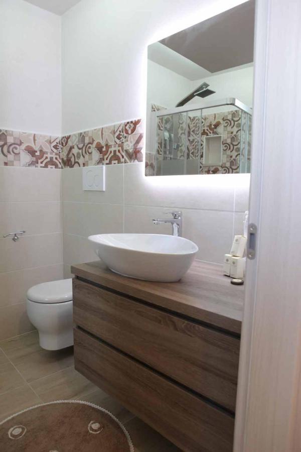 Afrodite Luxury Suite Вельє Екстер'єр фото
