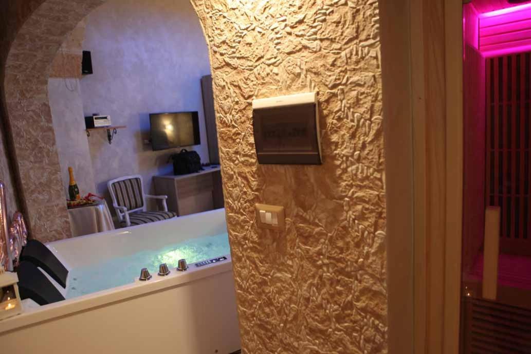 Afrodite Luxury Suite Вельє Екстер'єр фото